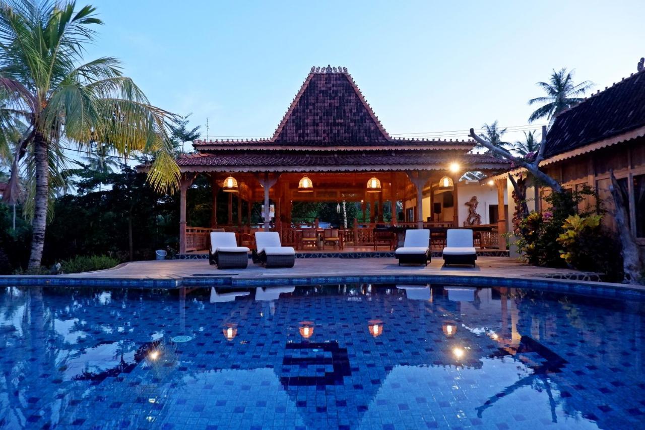 Blue Harbor Beachfront Villas & Resto Ped Екстер'єр фото