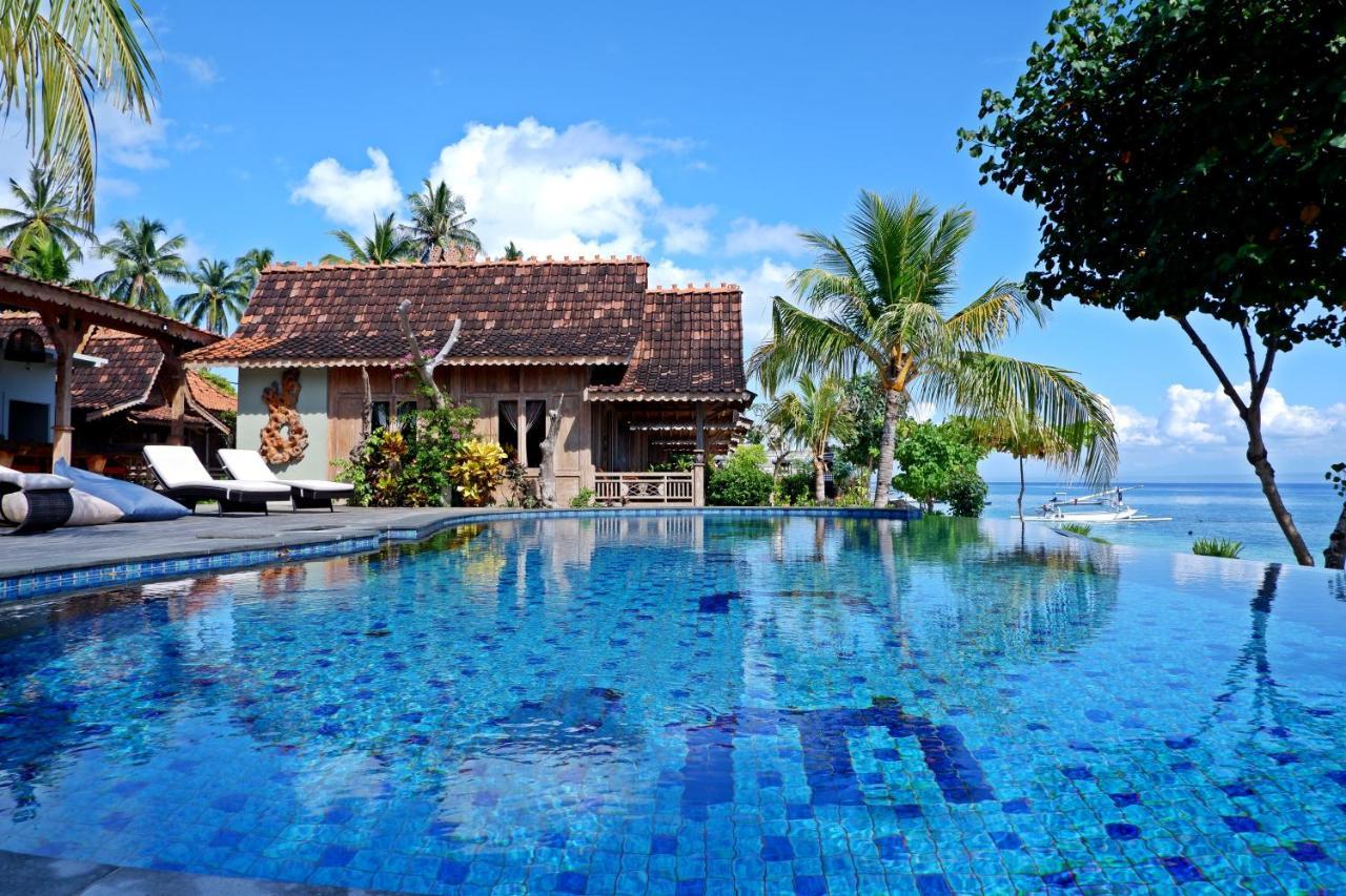 Blue Harbor Beachfront Villas & Resto Ped Екстер'єр фото