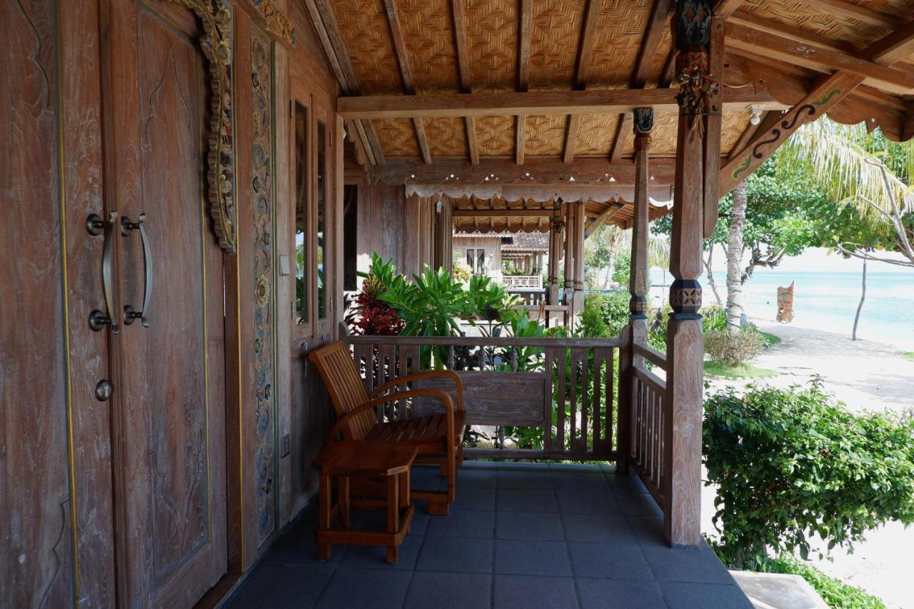 Blue Harbor Beachfront Villas & Resto Ped Екстер'єр фото