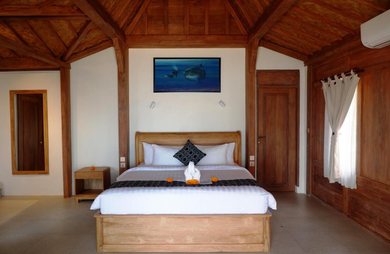 Blue Harbor Beachfront Villas & Resto Ped Екстер'єр фото