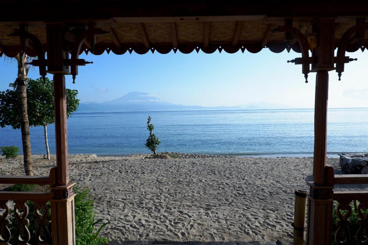 Blue Harbor Beachfront Villas & Resto Ped Екстер'єр фото